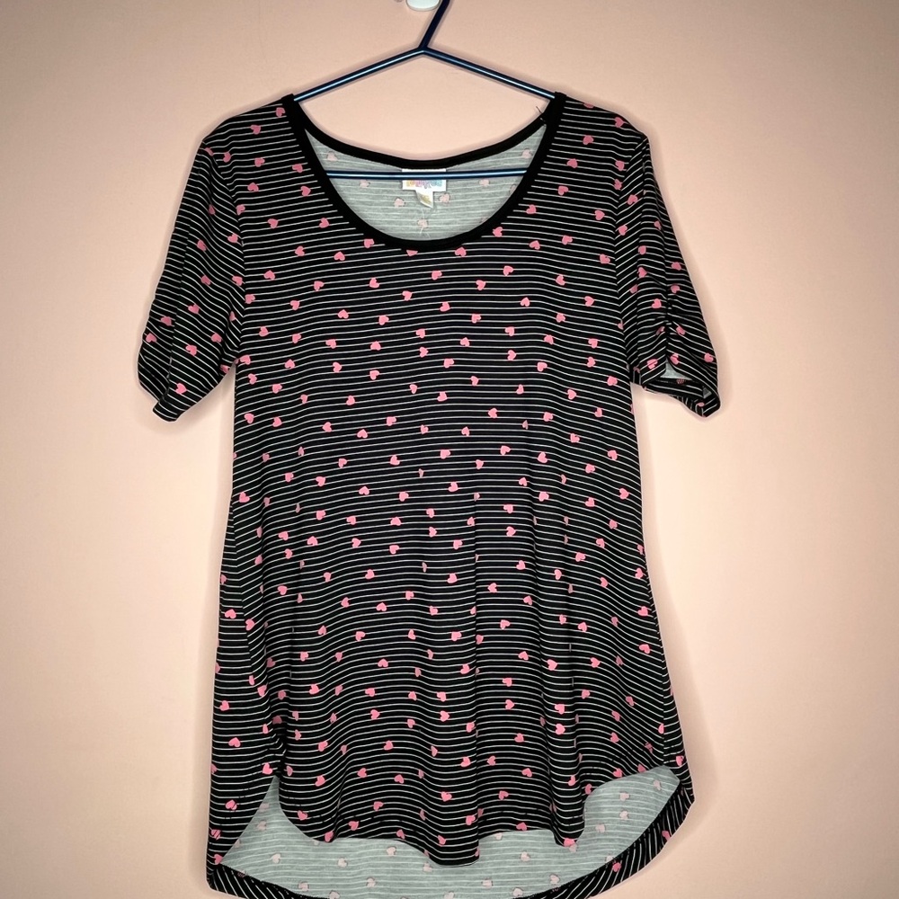 NWT LulaRoe Morgan Shirt